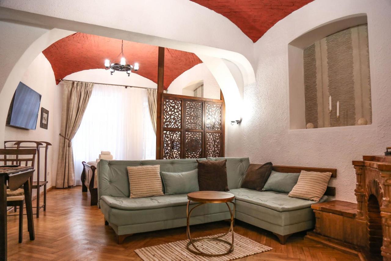 Residence Krone Braşov Buitenkant foto