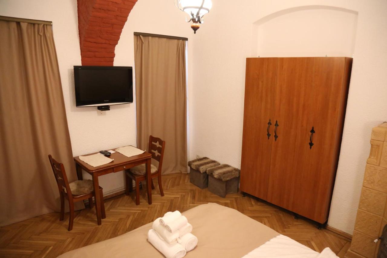 Residence Krone Braşov Buitenkant foto